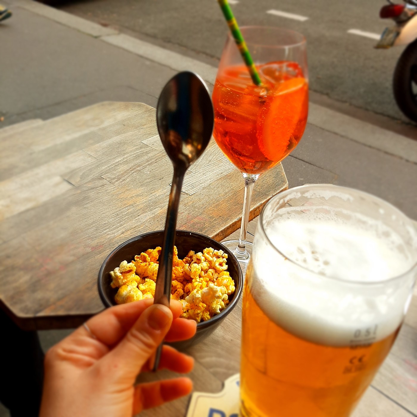 Villarquide_60 dias en Paris_Cucharillas